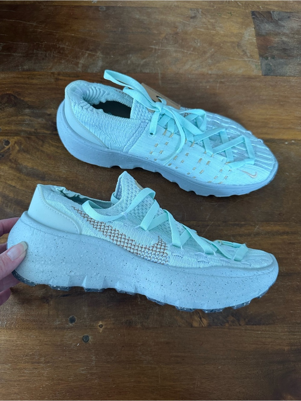 Nike Space Hippie 04 Barely Green W‎ Size 8 New without box